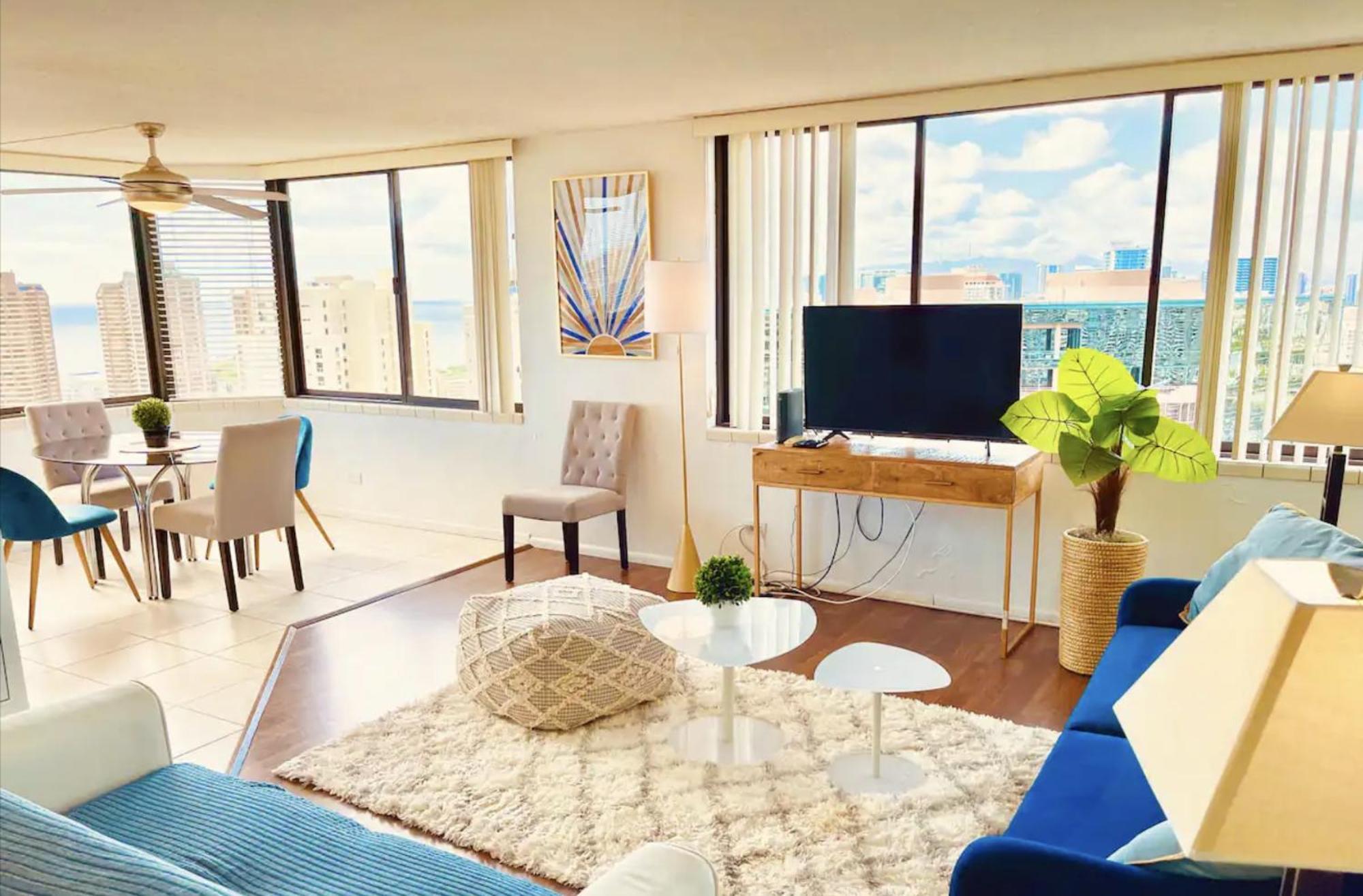 شقة Hawaiian Monarch Penthouse 401 By Hawaii Ocean Club هونولولو المظهر الخارجي الصورة