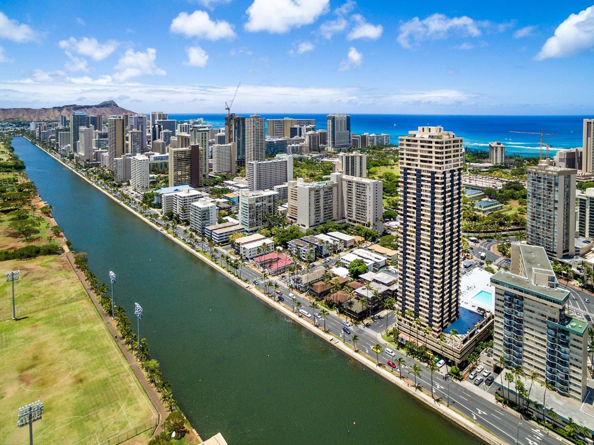 شقة Hawaiian Monarch Penthouse 401 By Hawaii Ocean Club هونولولو المظهر الخارجي الصورة
