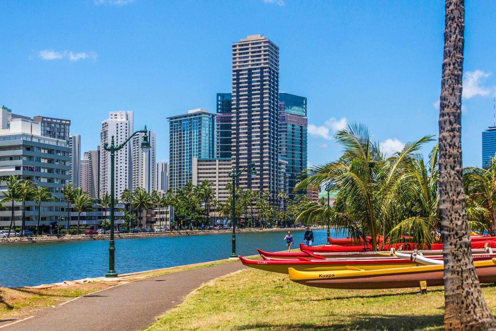 شقة Hawaiian Monarch Penthouse 401 By Hawaii Ocean Club هونولولو المظهر الخارجي الصورة