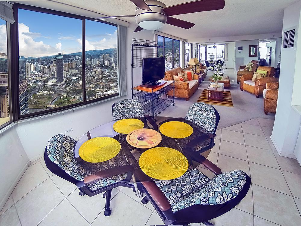 شقة Hawaiian Monarch Penthouse 401 By Hawaii Ocean Club هونولولو المظهر الخارجي الصورة